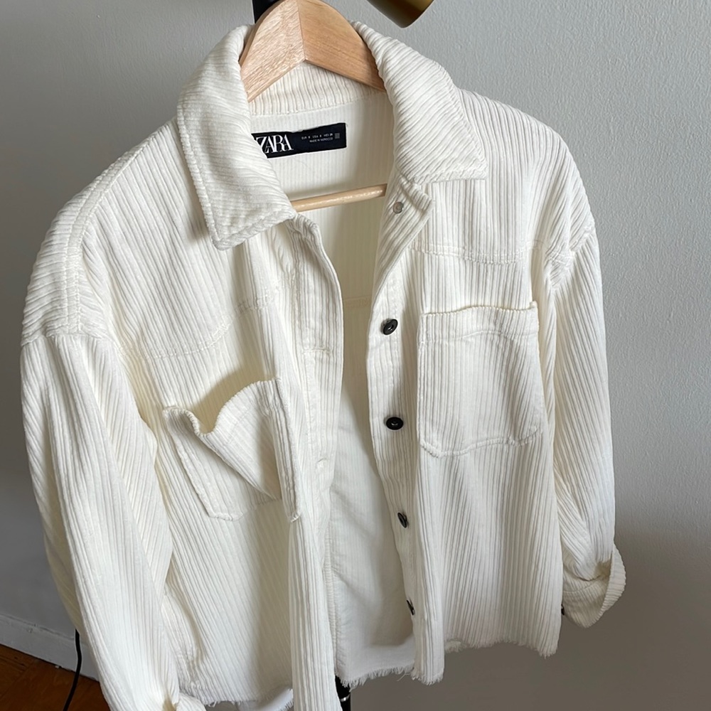 Zara Corduroy Shacket in Ecru, size S. Never worn!!